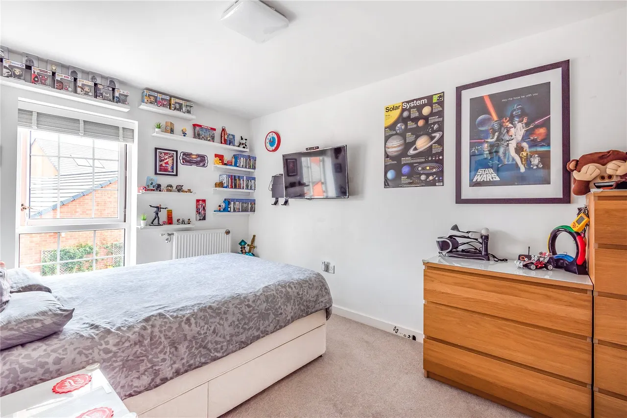 Ulrick Avenue, Bordon, GU35, photo 6