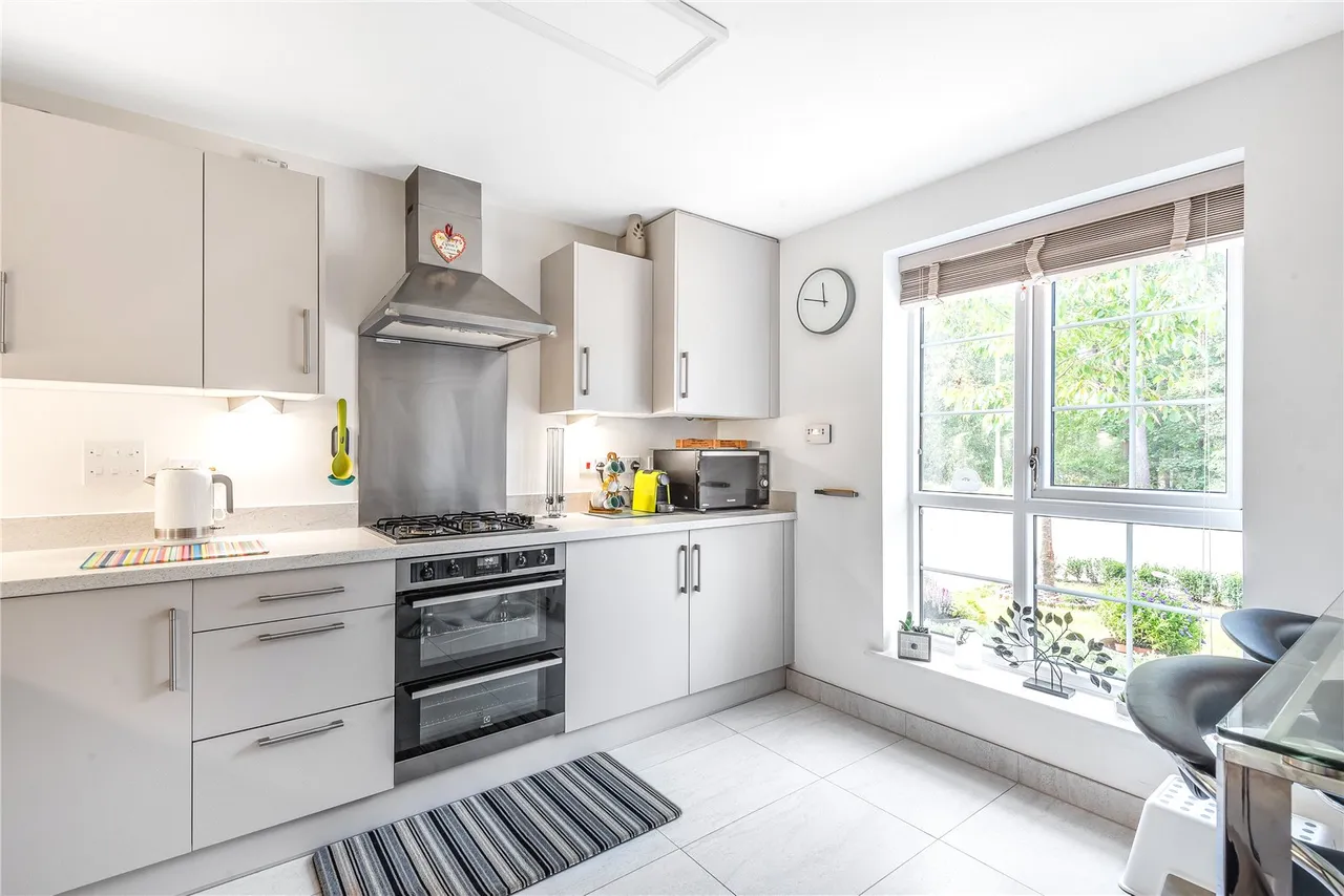 Ulrick Avenue, Bordon, GU35, photo 5