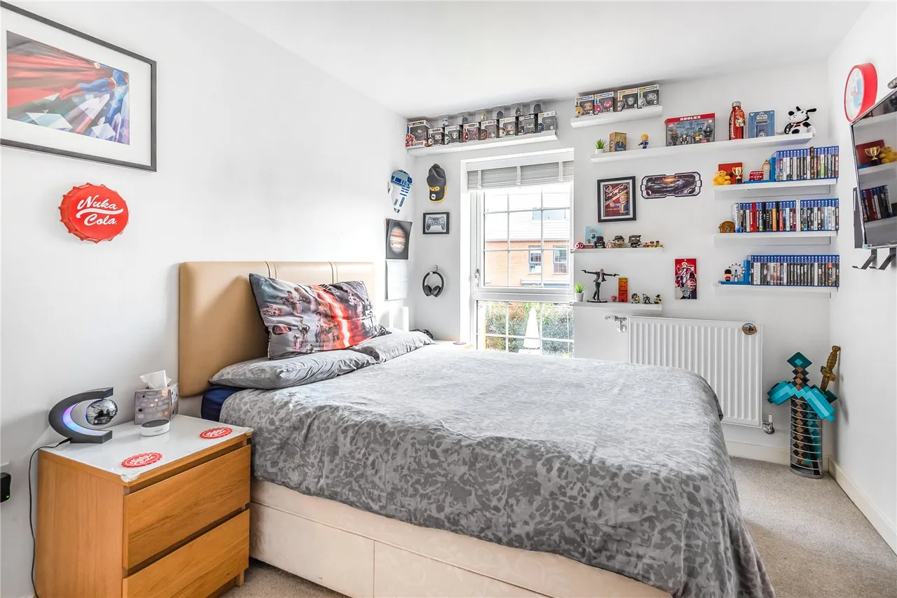 Ulrick Avenue, Bordon, GU35, photo 8