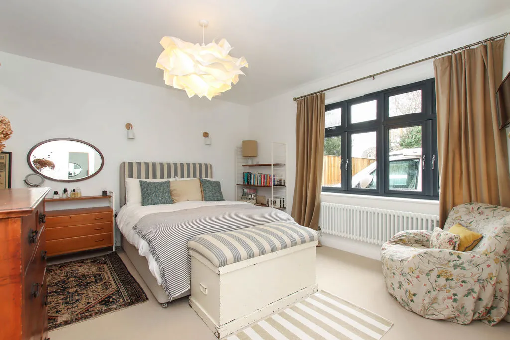 Weston Road, Aston Clinton, HP22, photo 7