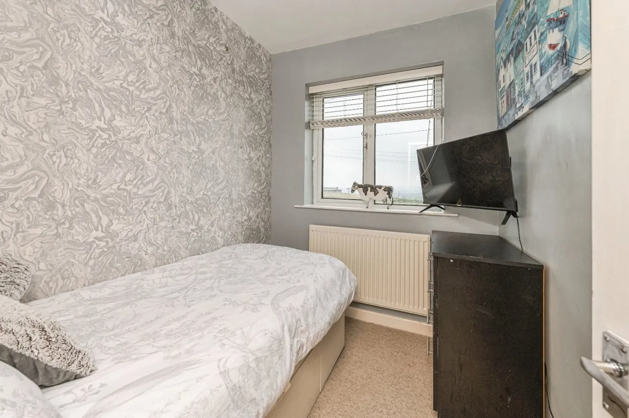 Windybank Lane, Liversedge, WF15, photo 13