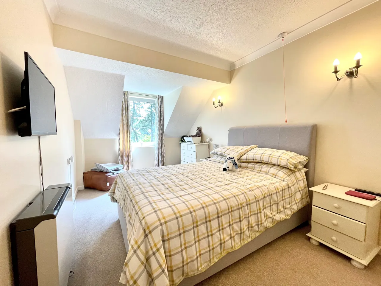 Park View Court, Queens Park, BH8, photo 4