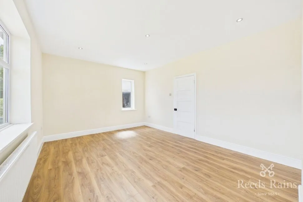 Wigan Road, Standish, WN6, photo 7