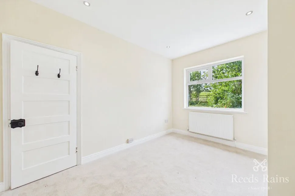 Wigan Road, Standish, WN6, photo 8