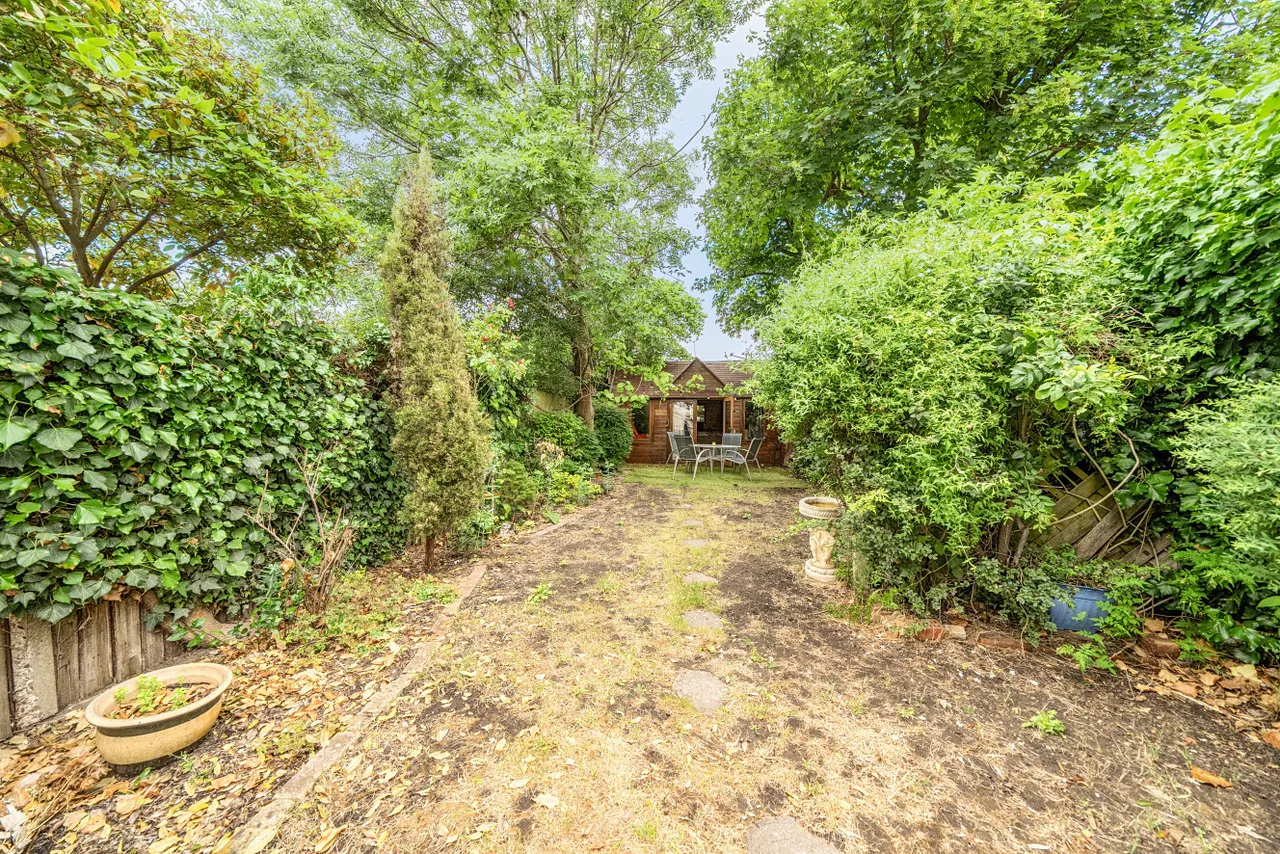 Whittington Road, Bowes Park, London, N22, photo 5