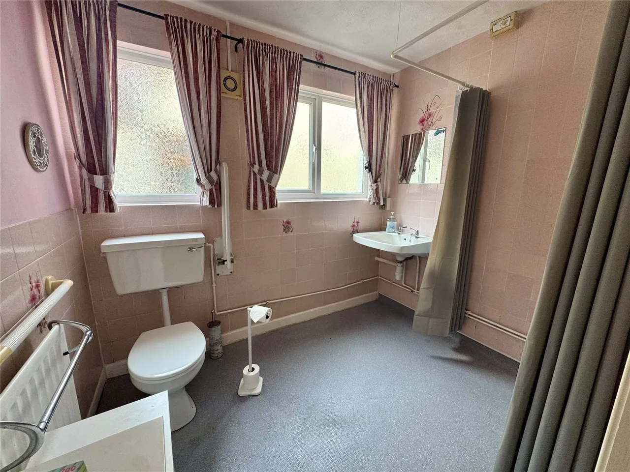 West Haye Road, Hayling Island, PO11, photo 8