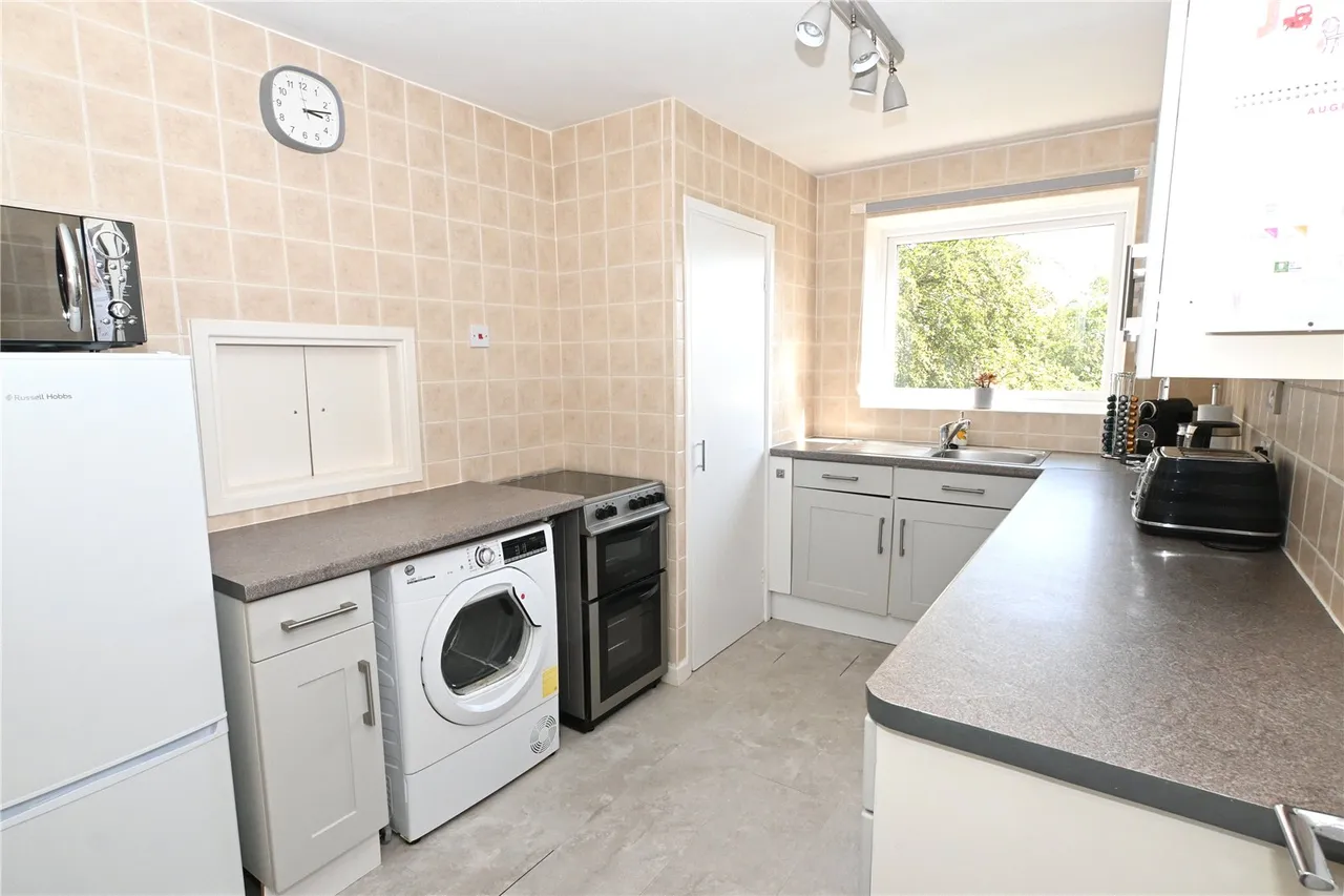 Yardley Wood Road, Moseley, Birmingham, B13 9PU, photo 5