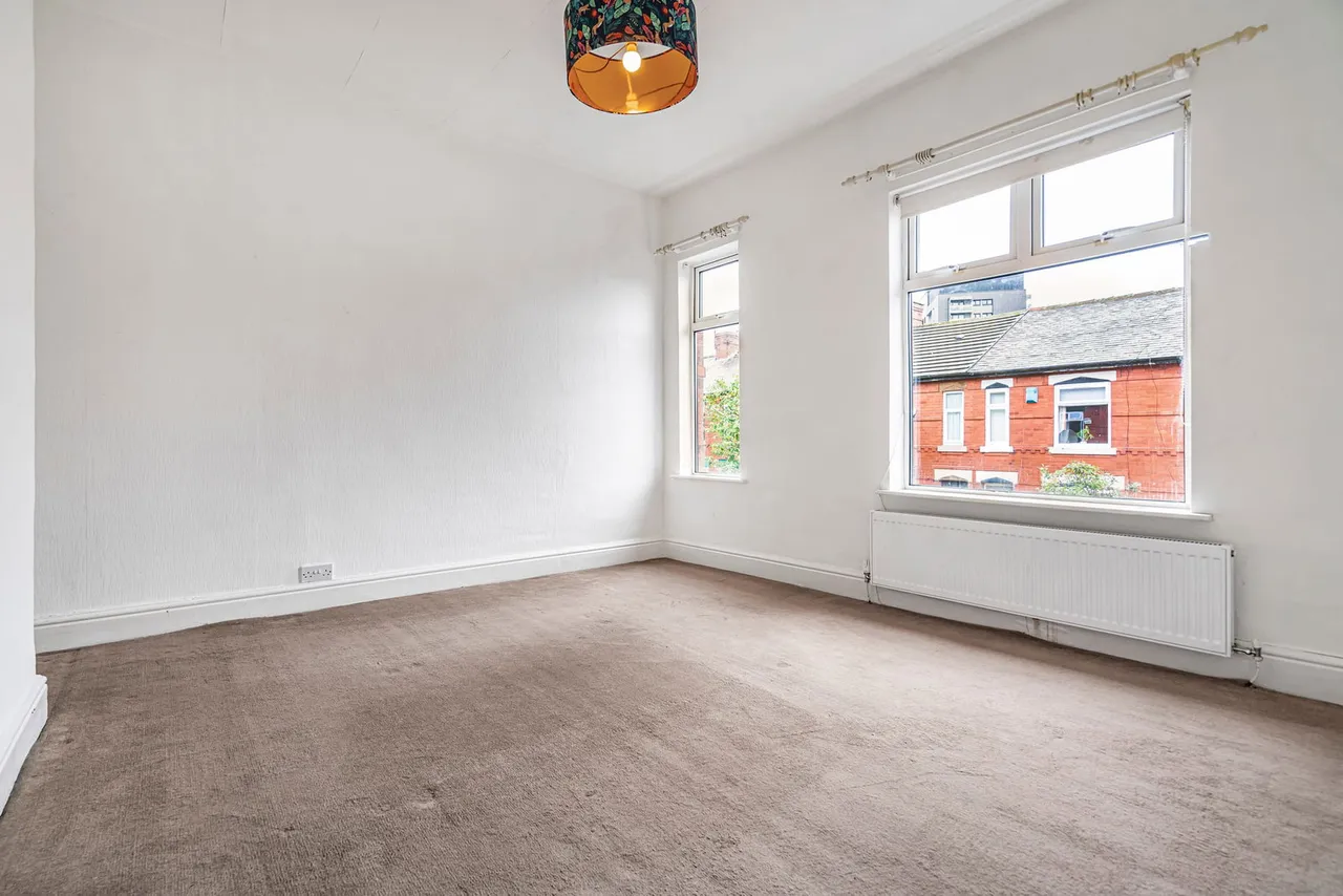Roseneath Avenue, Manchester, M19, photo 13