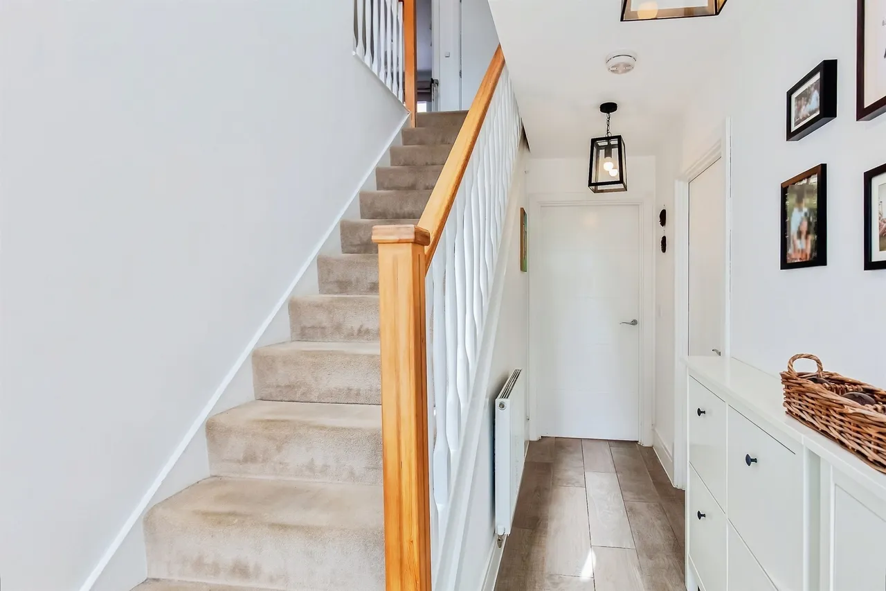 Angell Drive, Market Harborough, LE16, photo 12
