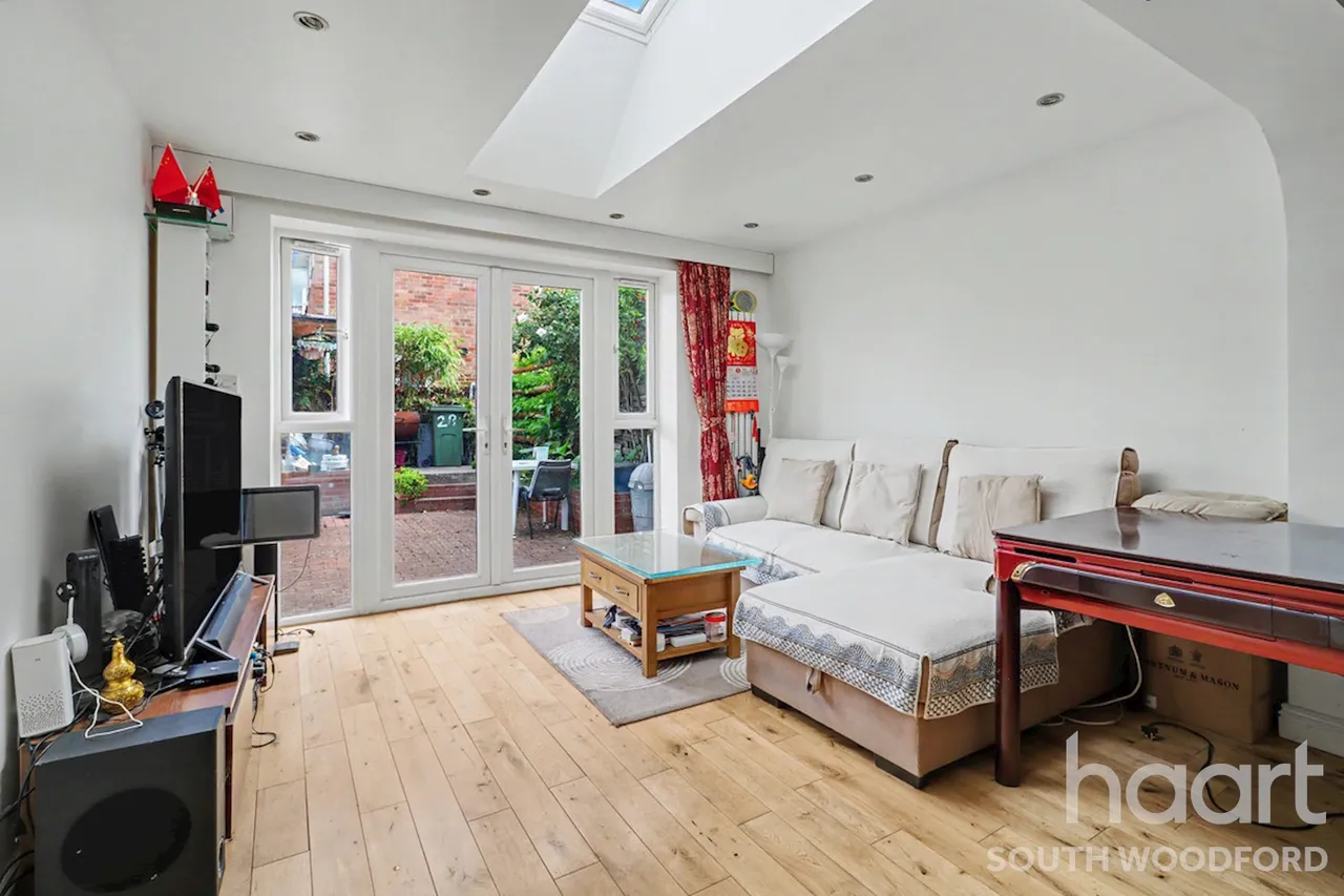 Mallards Road, Woodford Green, IG8, photo 3