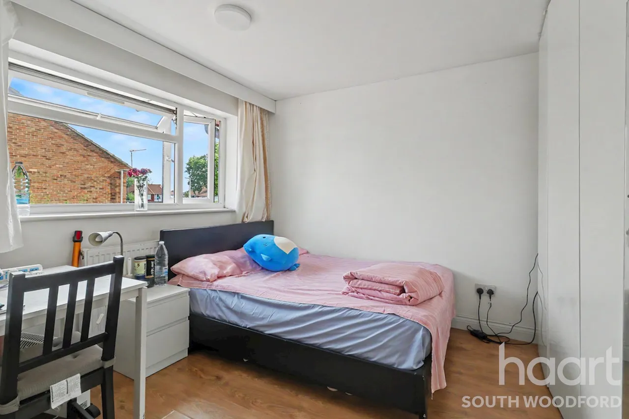 Mallards Road, Woodford Green, IG8, photo 19