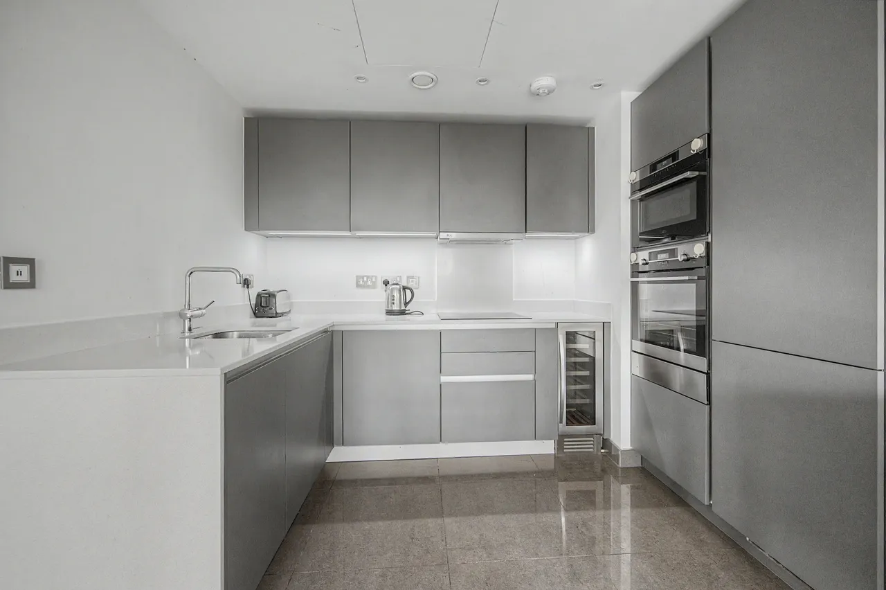 30 Buckstone Apartments, 140 Blackfriars Road, London, photo 6