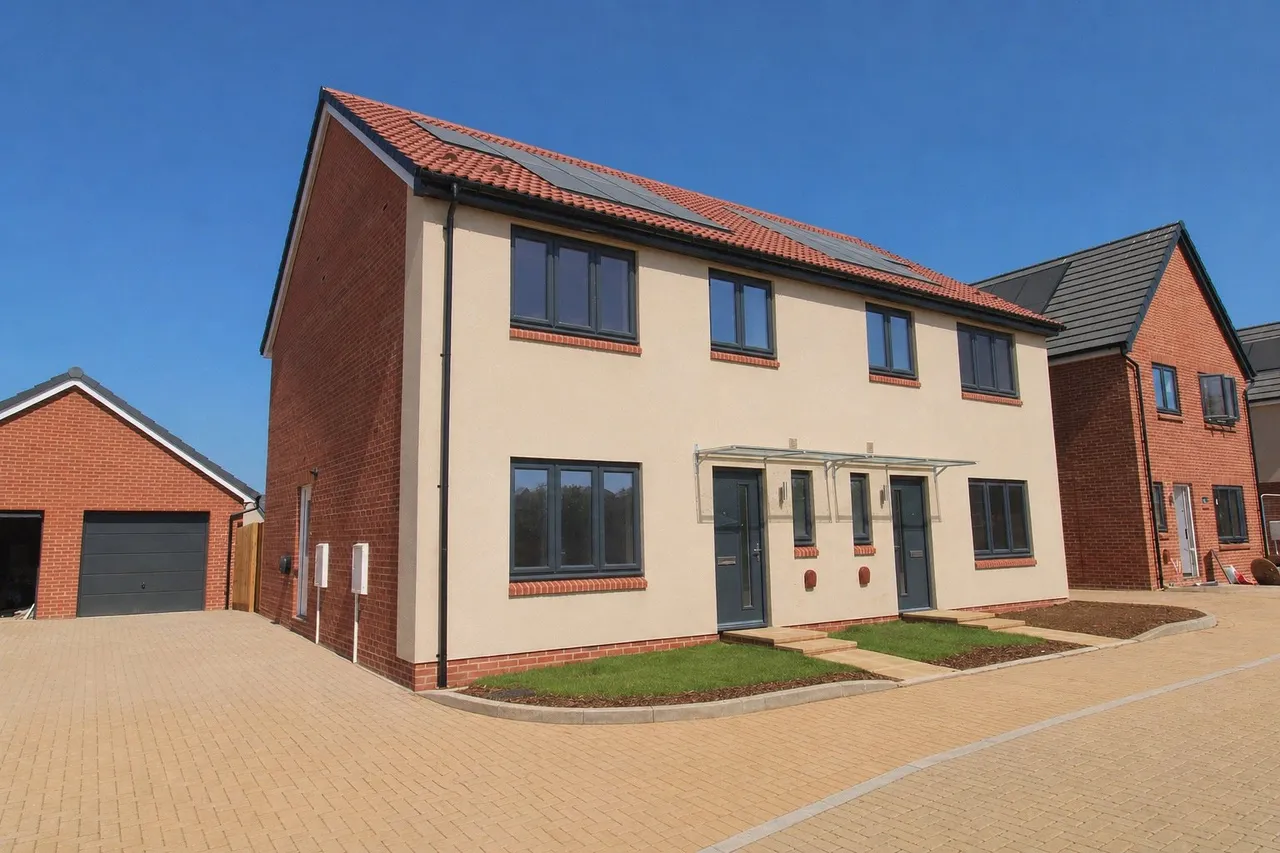 Weavers Meadow, Trowbridge, photo 14