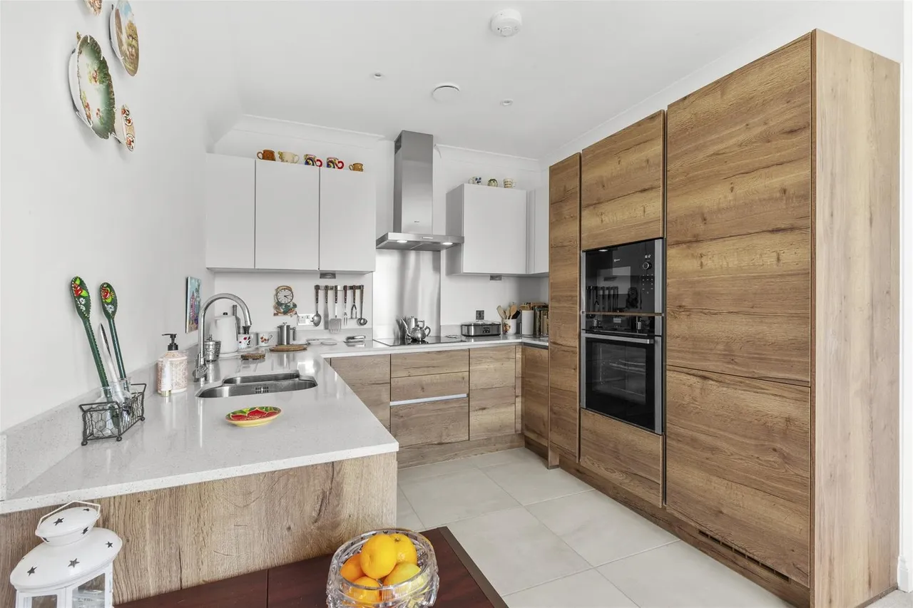 Jones Way, Horsleys Green, HP14, photo 6