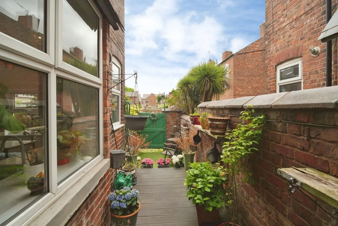 Hunts Road, Salford, Greater Manchester, M6, photo 15