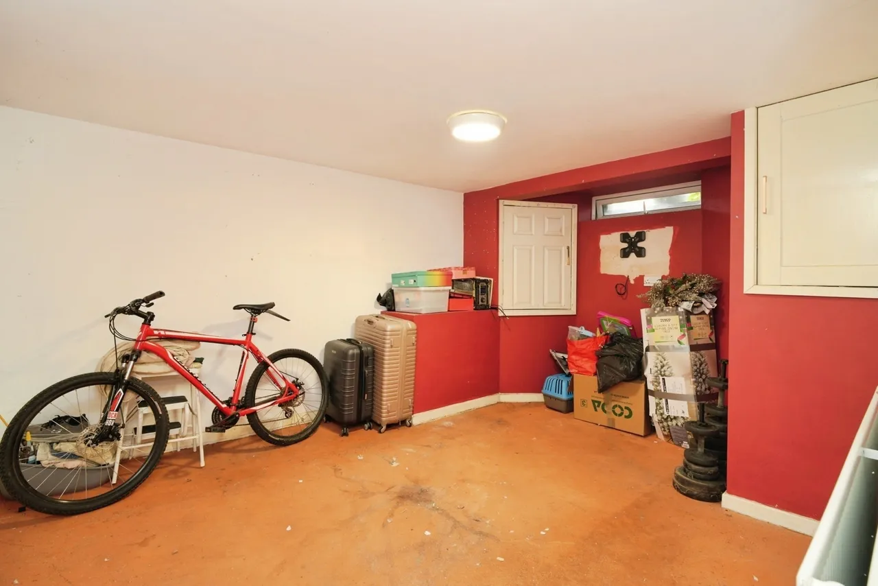 Hunts Road, Salford, Greater Manchester, M6, photo 18