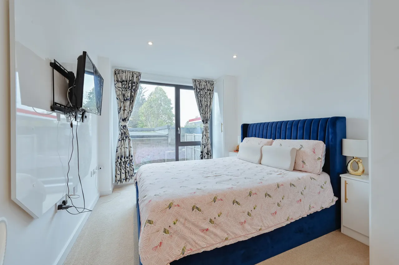 Flat 3, Emporium Court, HARROW, photo 9