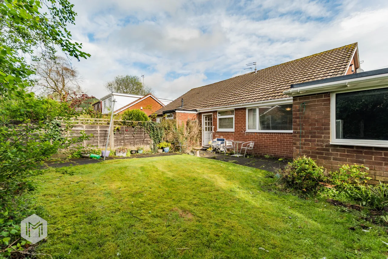 Whitecroft Drive, Bury, BL8 2TN, photo 7