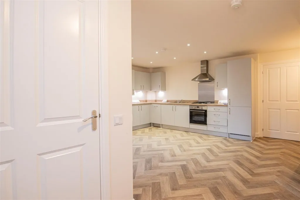 Galena Drive, Wellingborough, photo 2