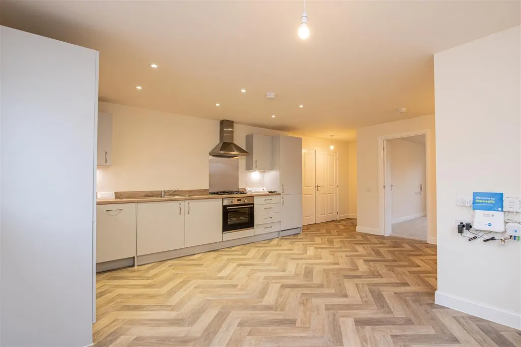 Galena Drive, Wellingborough, photo 6