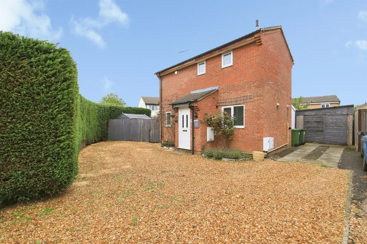 2 bed house for sale, Jasmine Way, Peterborough, PE7