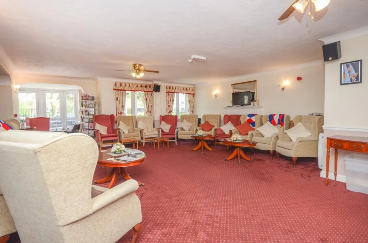 Albert Road, Staple Hill, BS16, photo 15