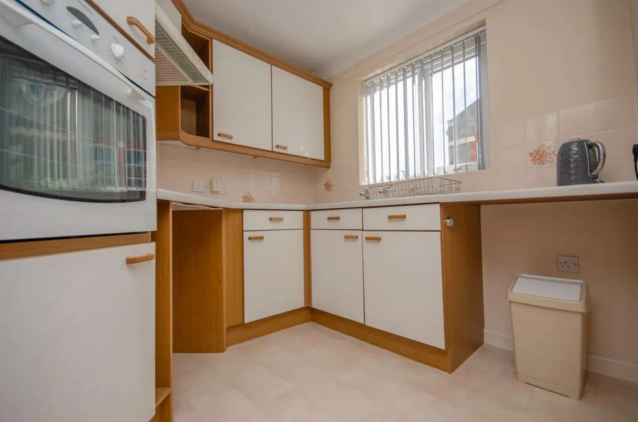 Albert Road, Staple Hill, BS16, photo 8