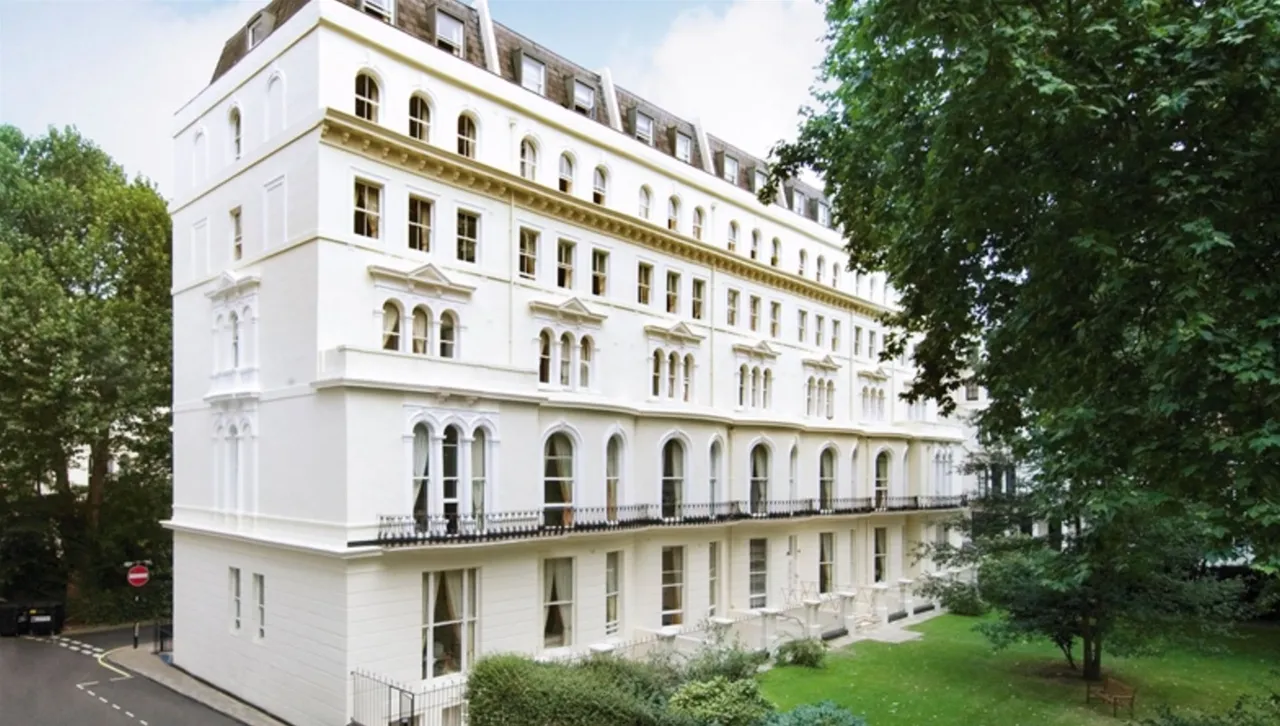 Kensington Gardens Square, London, W2, photo 2
