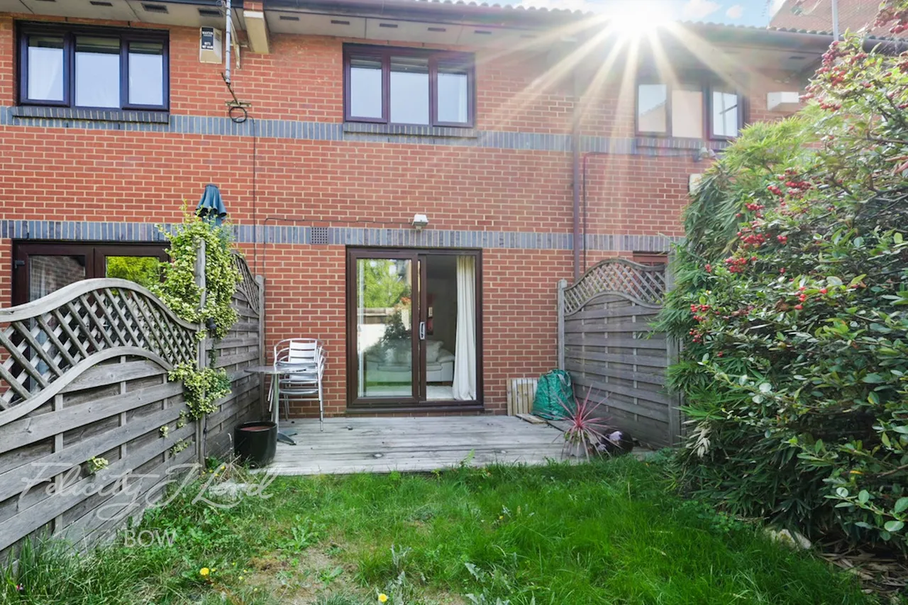 Wrexham Road, London, photo 8