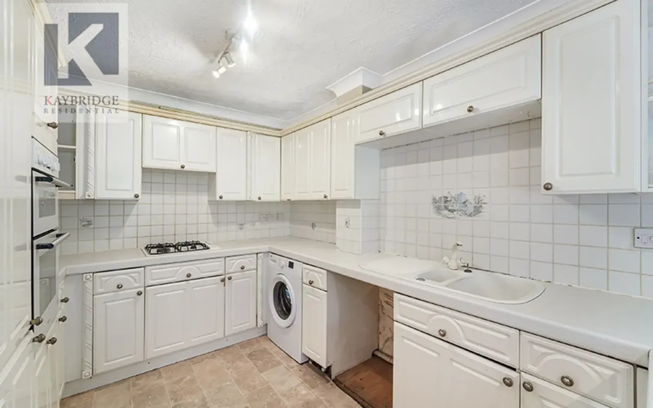 Mill View Close, Ewell, KT17, photo 5