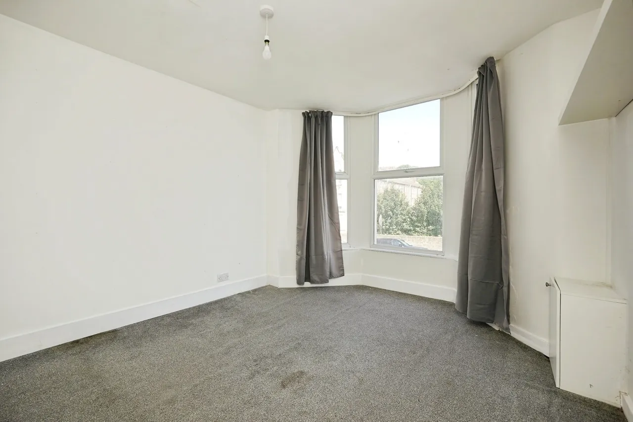 Folkestone Road, Dover, Kent, CT17, photo 6