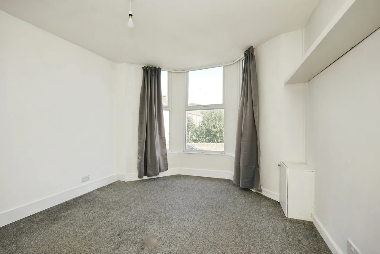 Folkestone Road, Dover, Kent, CT17, photo 7
