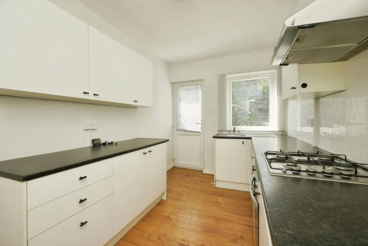 Folkestone Road, Dover, Kent, CT17, photo 2