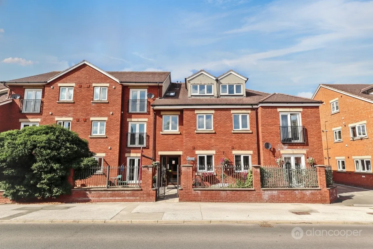 3 bed property for sale, Heath End Road, Nuneaton, CV10