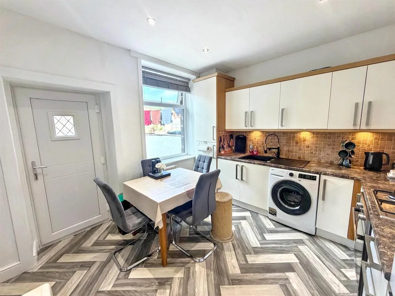 Sun Street, Cowling, BD22 0BB, photo 5