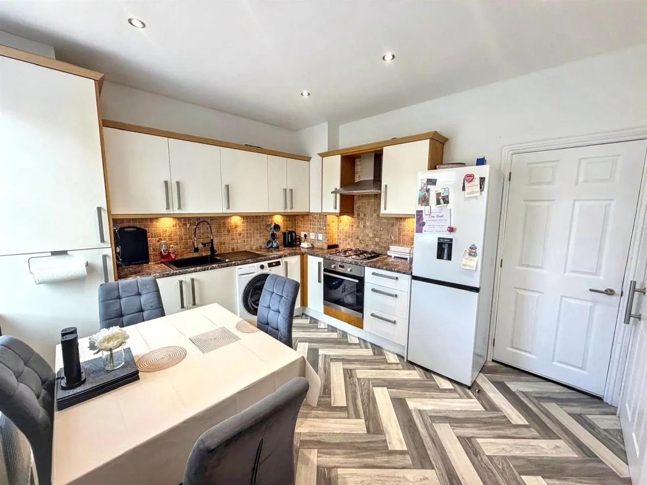 Sun Street, Cowling, BD22 0BB, photo 4