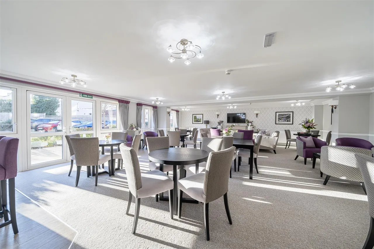 North Place, Cheltenham, GL50, photo 5