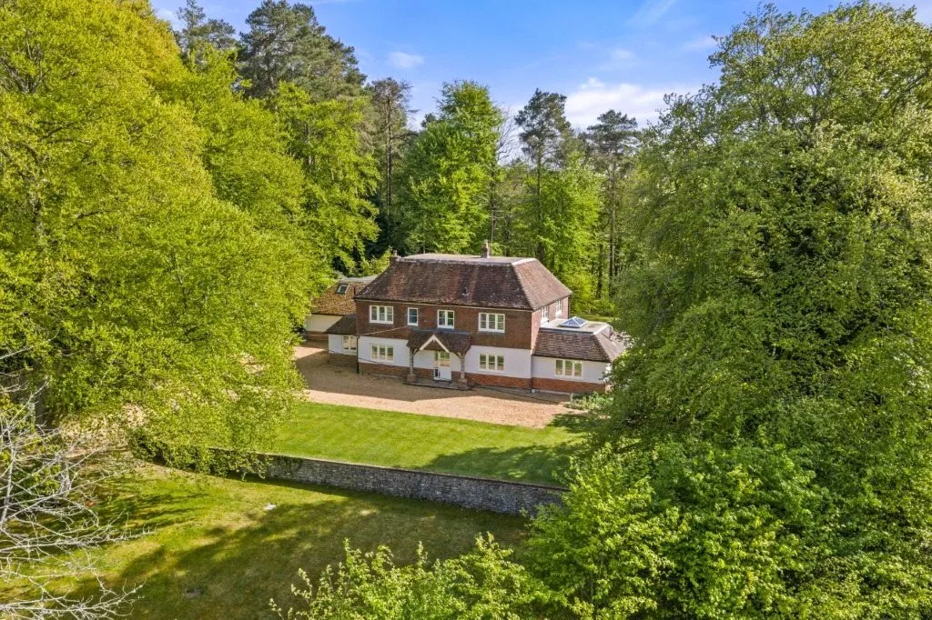 Headley Hill Road, Arford, Hampshire, GU35, photo 4