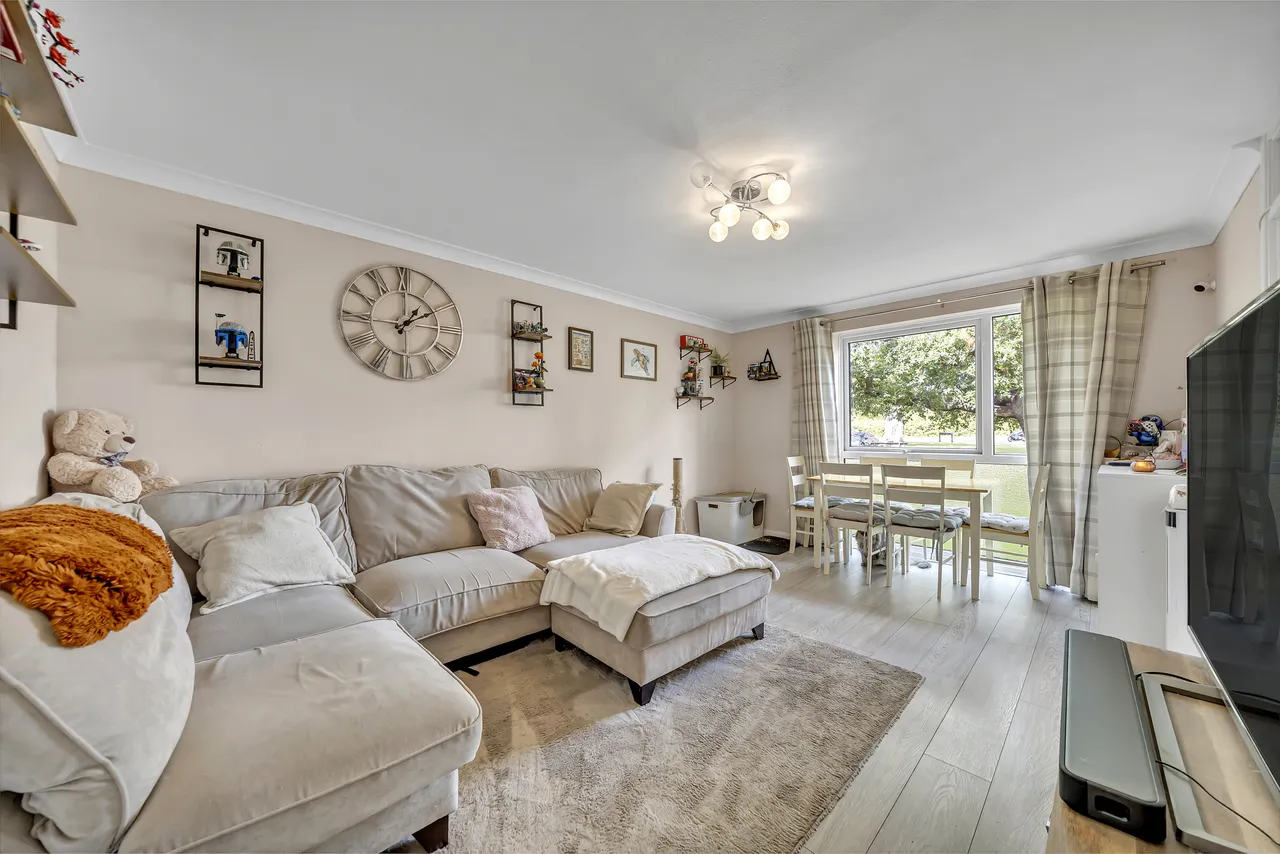 Lupin Drive, Chelmsford, CM1, photo 2