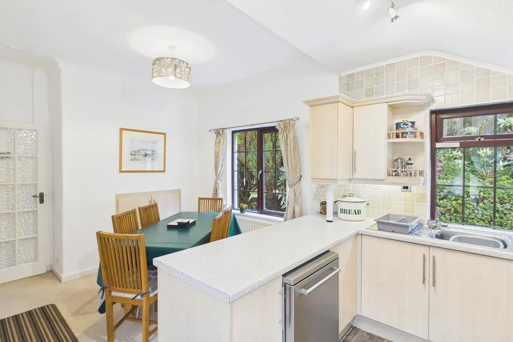 Kendal Road, Bowness-on-Windermere, LA23, photo 3