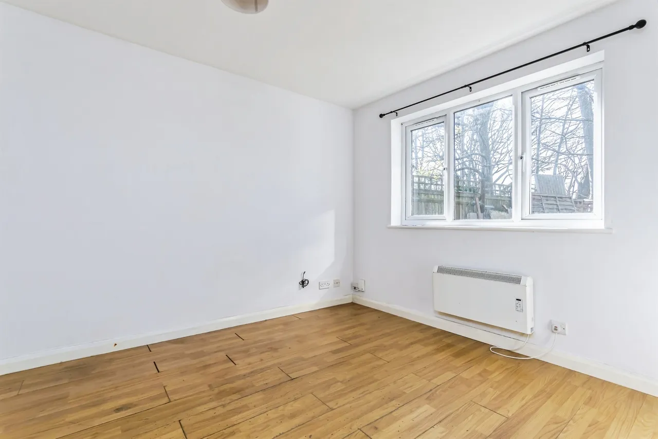 2 bed flat for sale — Sherwood Road, Tunbridge Wells