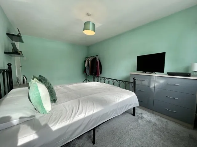 High Street, Shirley, B90, photo 6