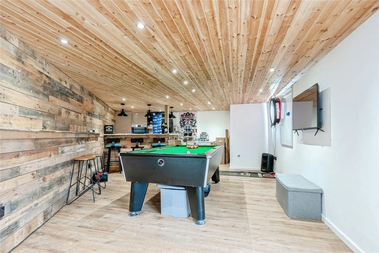 Hazelwood Road, Nelson, BB9, photo 4