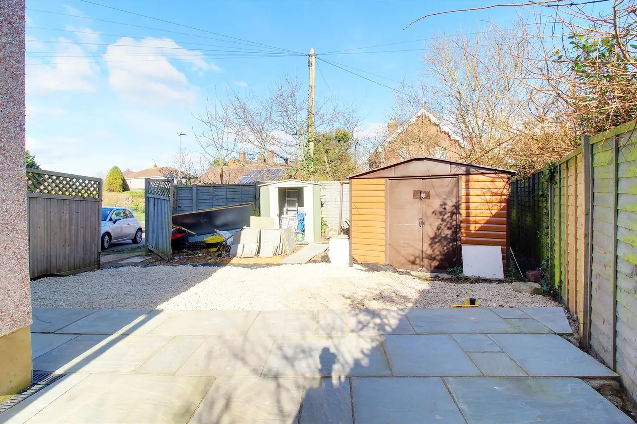 Dellsome Lane, Welham Green AL9 7NE, photo 10