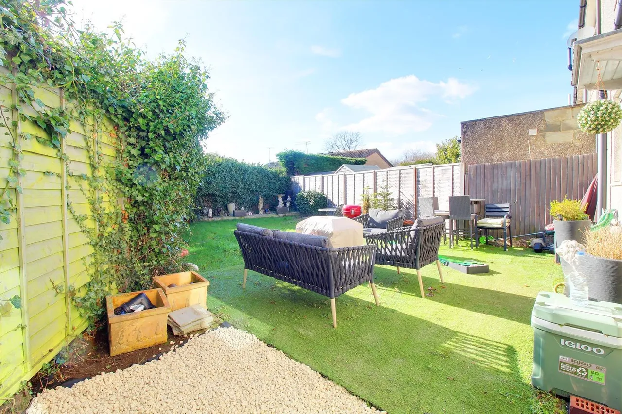 Dellsome Lane, Welham Green AL9 7NE, photo 4