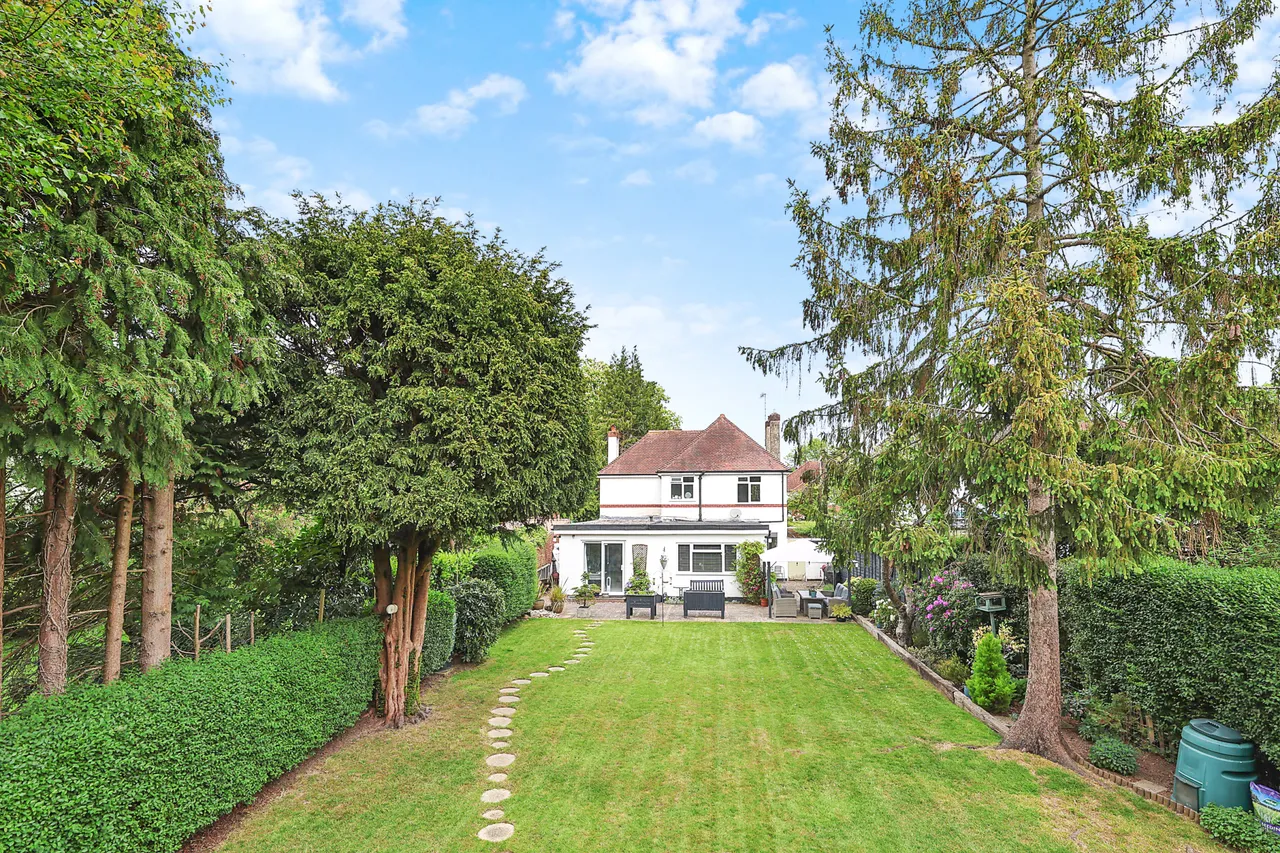 Haroldslea Drive, Horley, RH6, photo 2