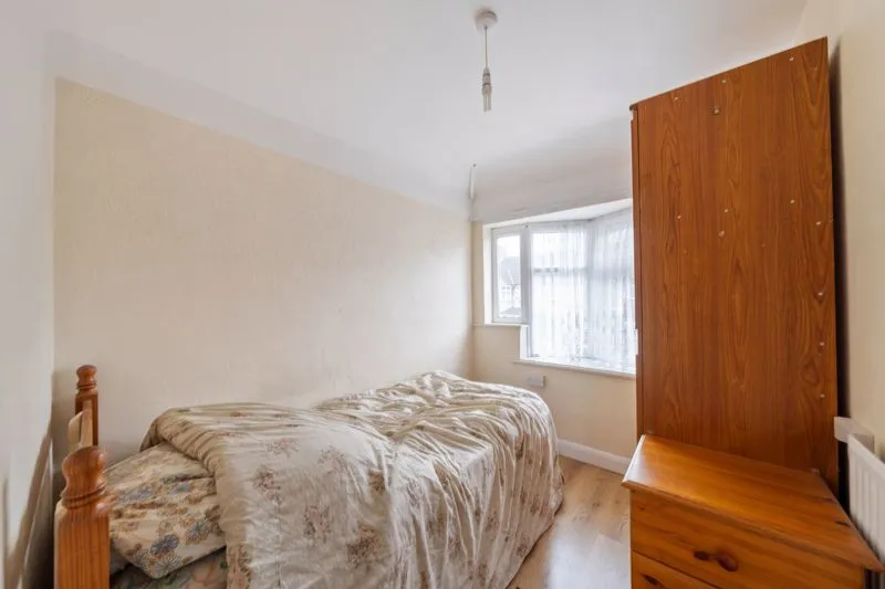 Chatham Close, Sutton SM3 9JF, photo 8