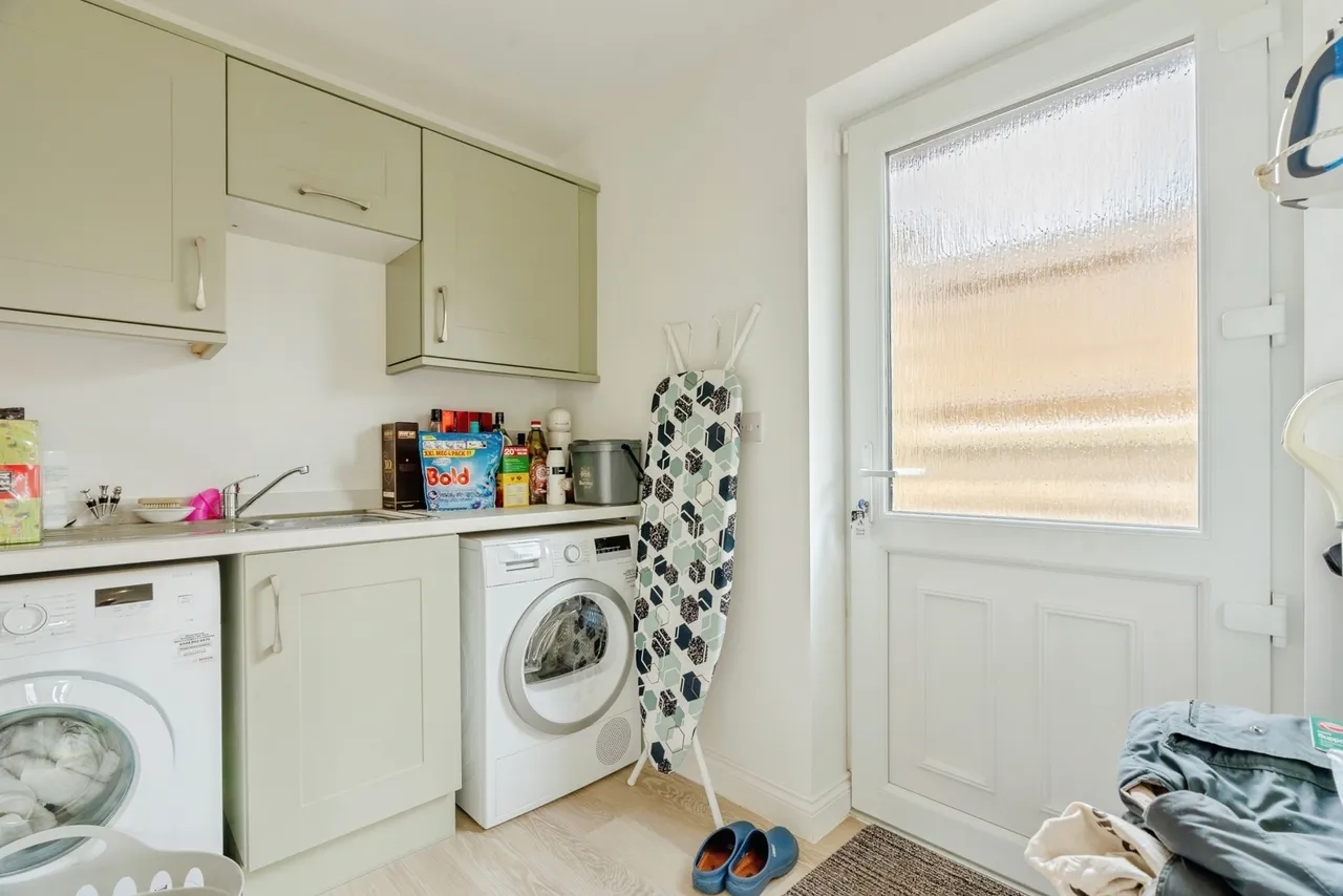 Ribblesdale Avenue, Worsthorne, Burnley, Lancashire, BB10, photo 17