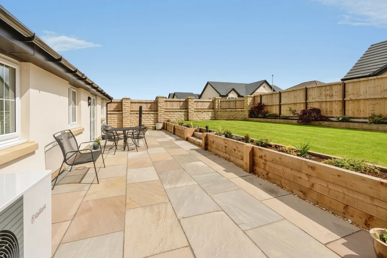 Ribblesdale Avenue, Worsthorne, Burnley, Lancashire, BB10, photo 5