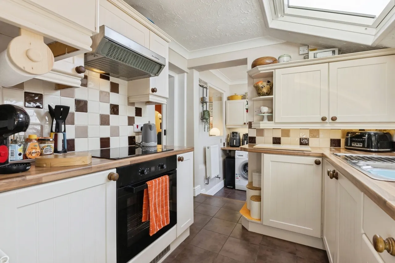 Dereham Road, Watton, Thetford, Norfolk, IP25, photo 8